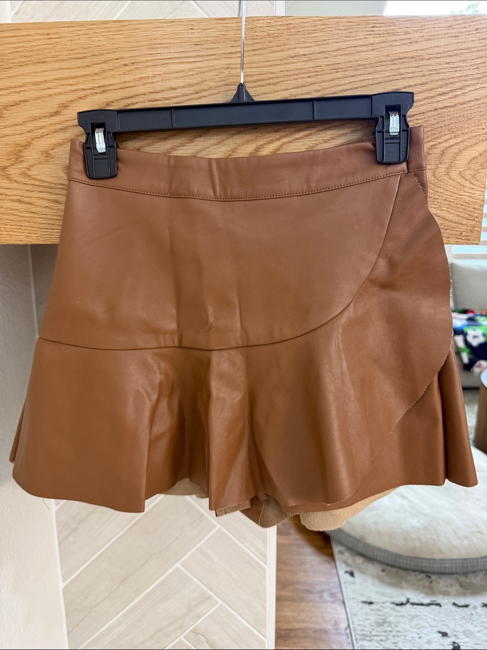 DO+BE Mocha Leatherette Ruffle Skort NWT